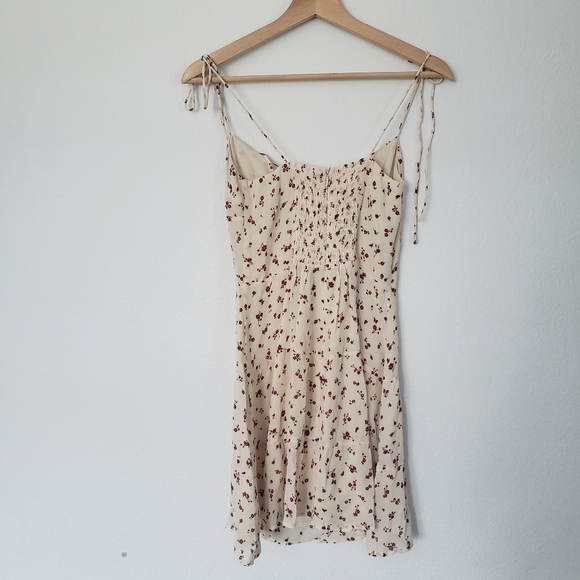 Reformation | Bisque Mini Dress in Floral Colette Print size 2 - Picture 7 of 13